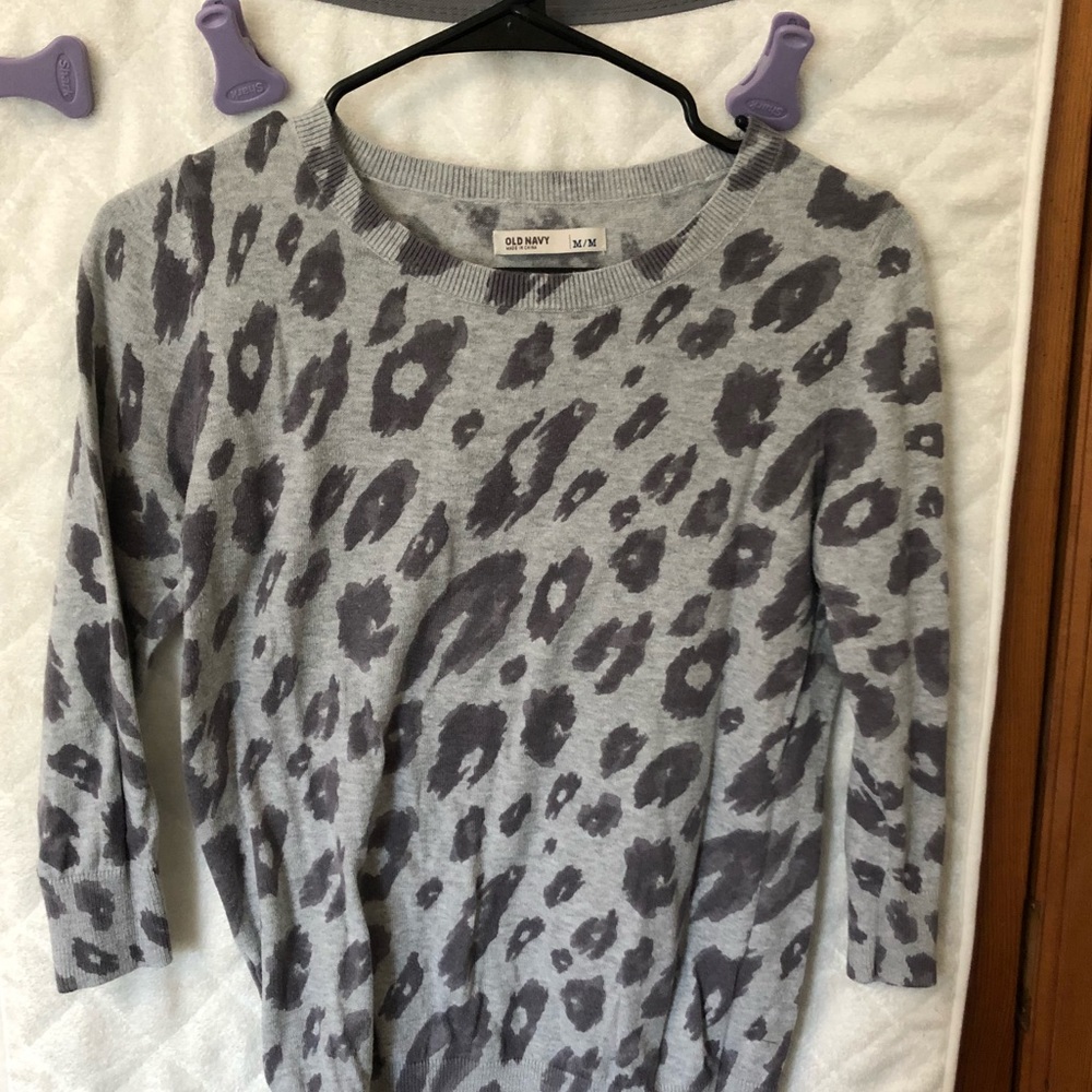 Grey leopard printed sweater